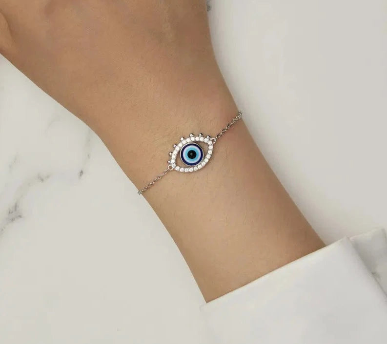 Demon's Eye Resin Bracelet