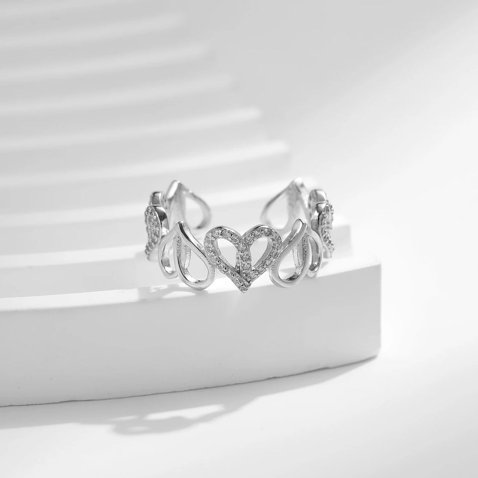 Willow Classic Hearts Adjustable Ring